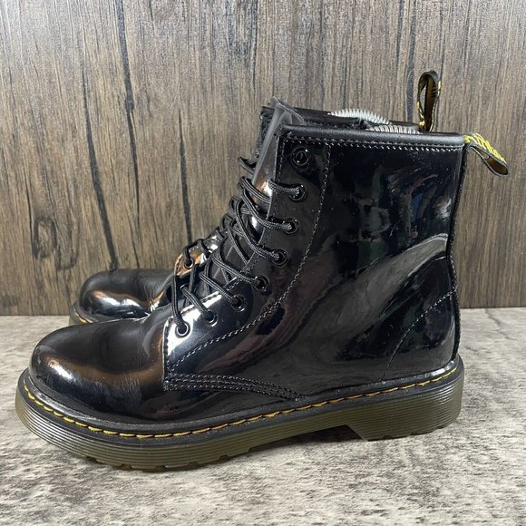 Dr. Martens 1460 J Glossy Black Leather 8 Eyelet Boots Ladies Women’s Size 5 - Picture 4 of 9